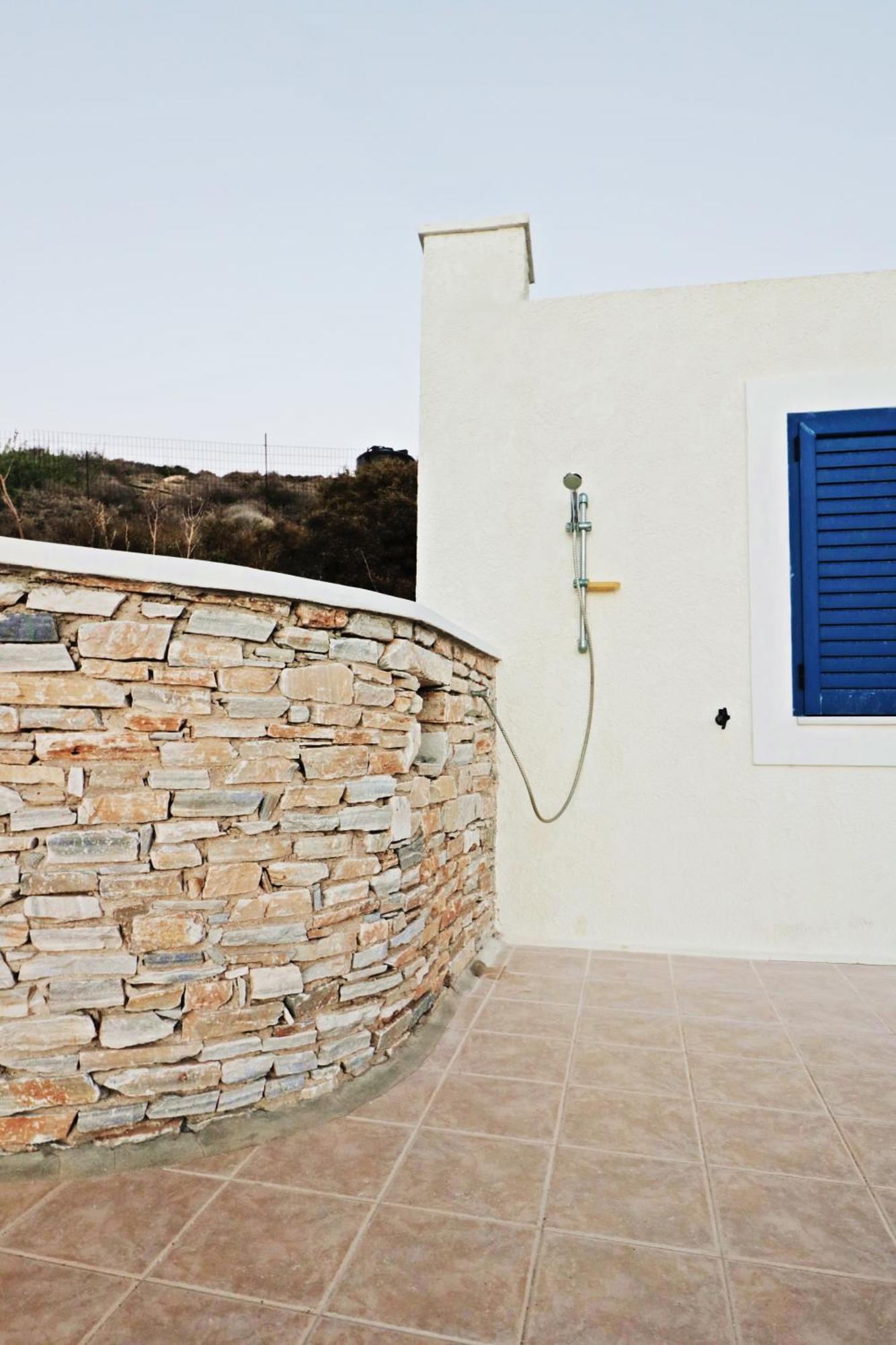 Unique Off Grid Seafront Villa Chora de Ios Exterior foto